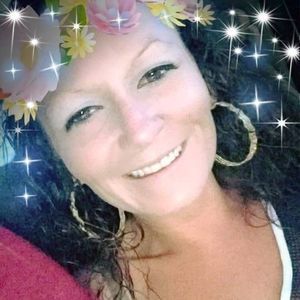 Meet your Posher, Michele